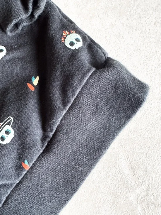 Miles The Label 🇨🇦 • Sweatshirt - Picture 2 of 4